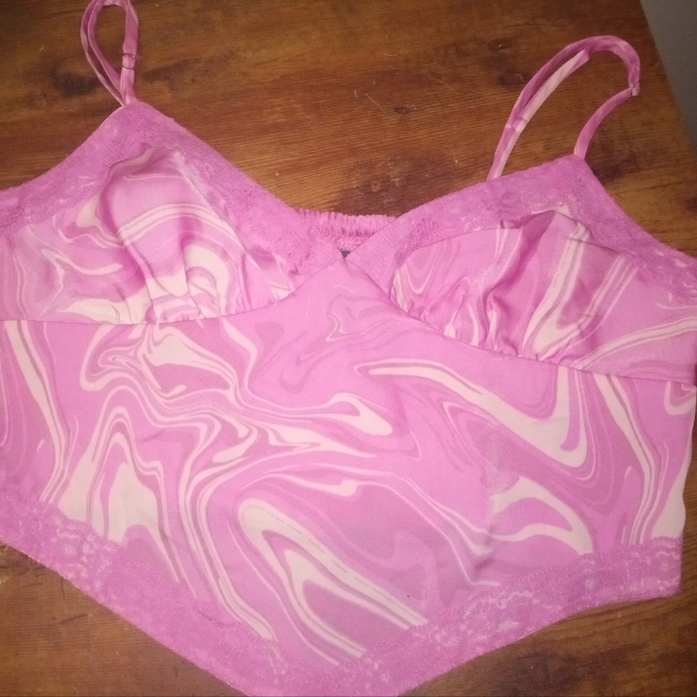 Cute tops $10 each